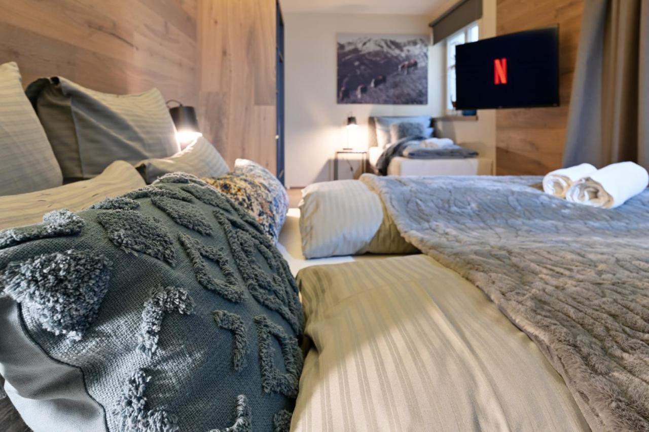 Boutique Chalets Alpi - Private Sauna & Cinema Garmisch-Partenkirchen Exteriör bild