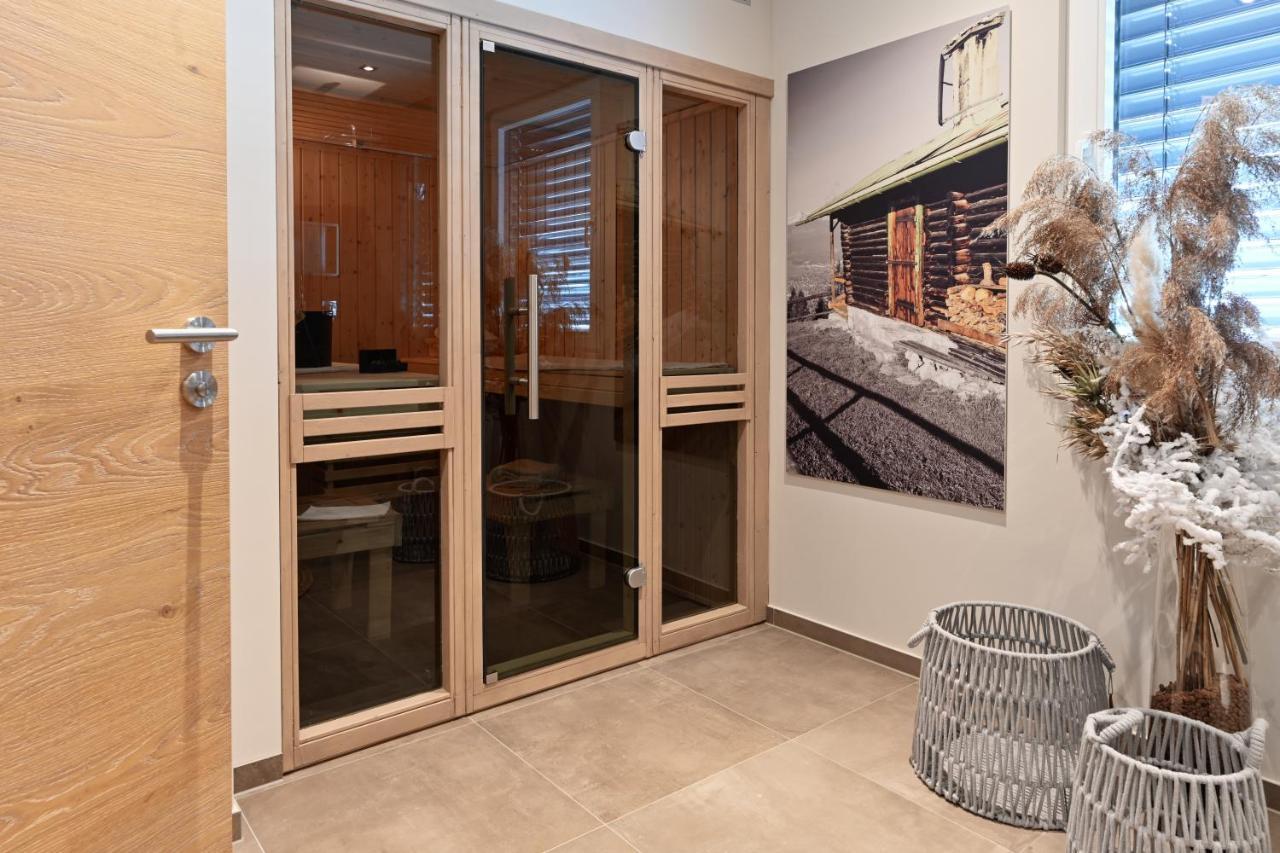 Boutique Chalets Alpi - Private Sauna & Cinema Garmisch-Partenkirchen Exteriör bild