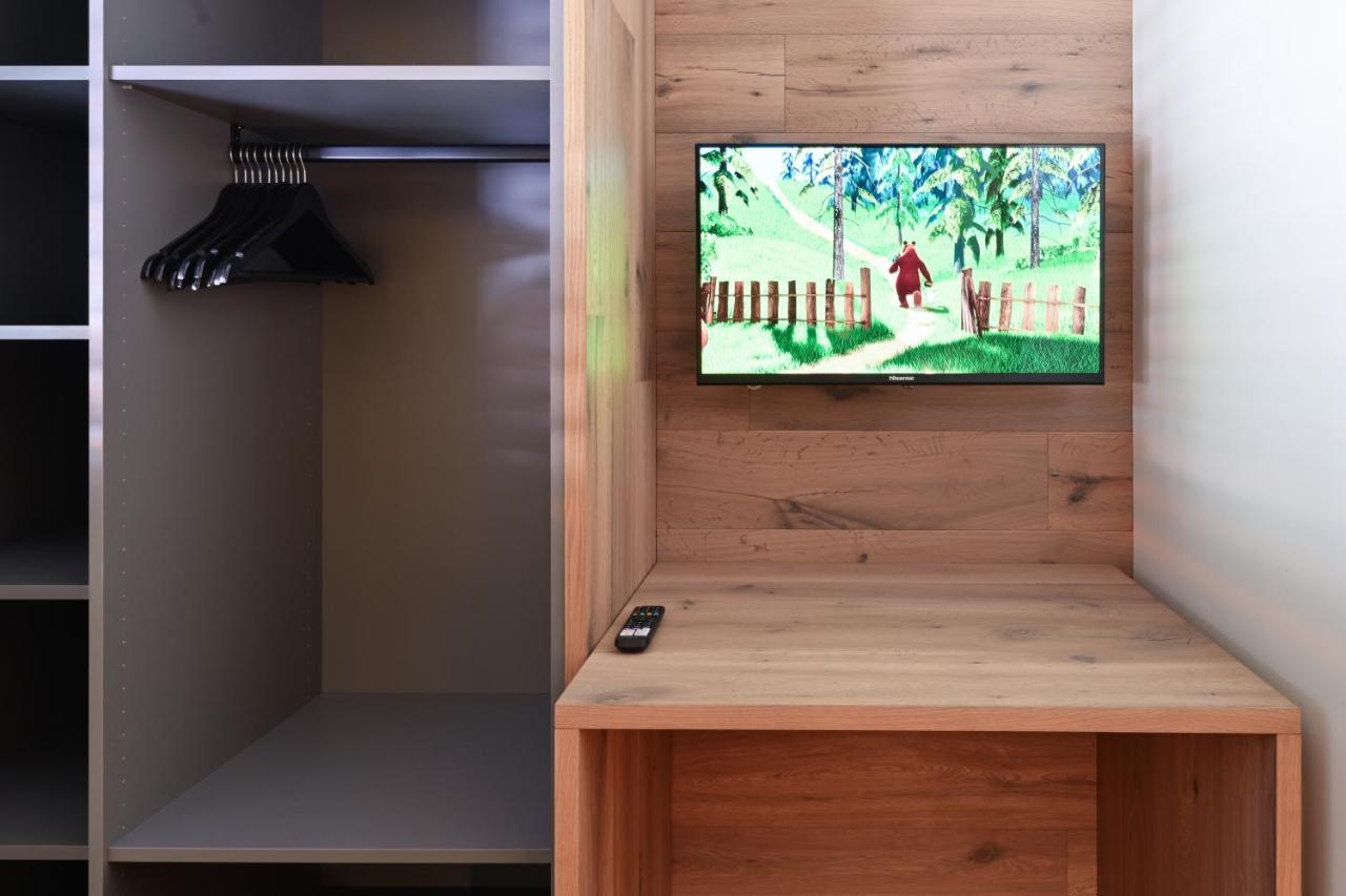 Boutique Chalets Alpi - Private Sauna & Cinema Garmisch-Partenkirchen Exteriör bild