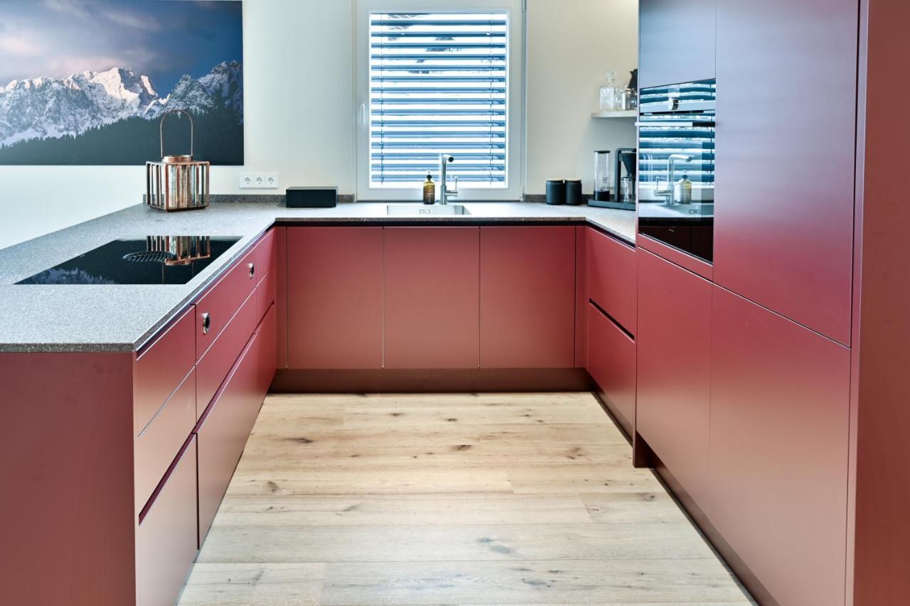 Boutique Chalets Alpi - Private Sauna & Cinema Garmisch-Partenkirchen Exteriör bild