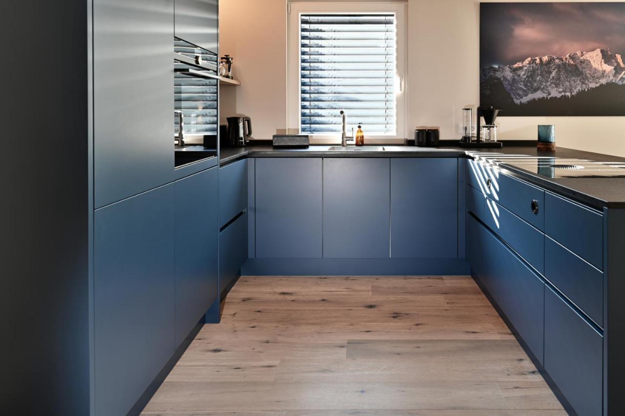 Boutique Chalets Alpi - Private Sauna & Cinema Garmisch-Partenkirchen Exteriör bild