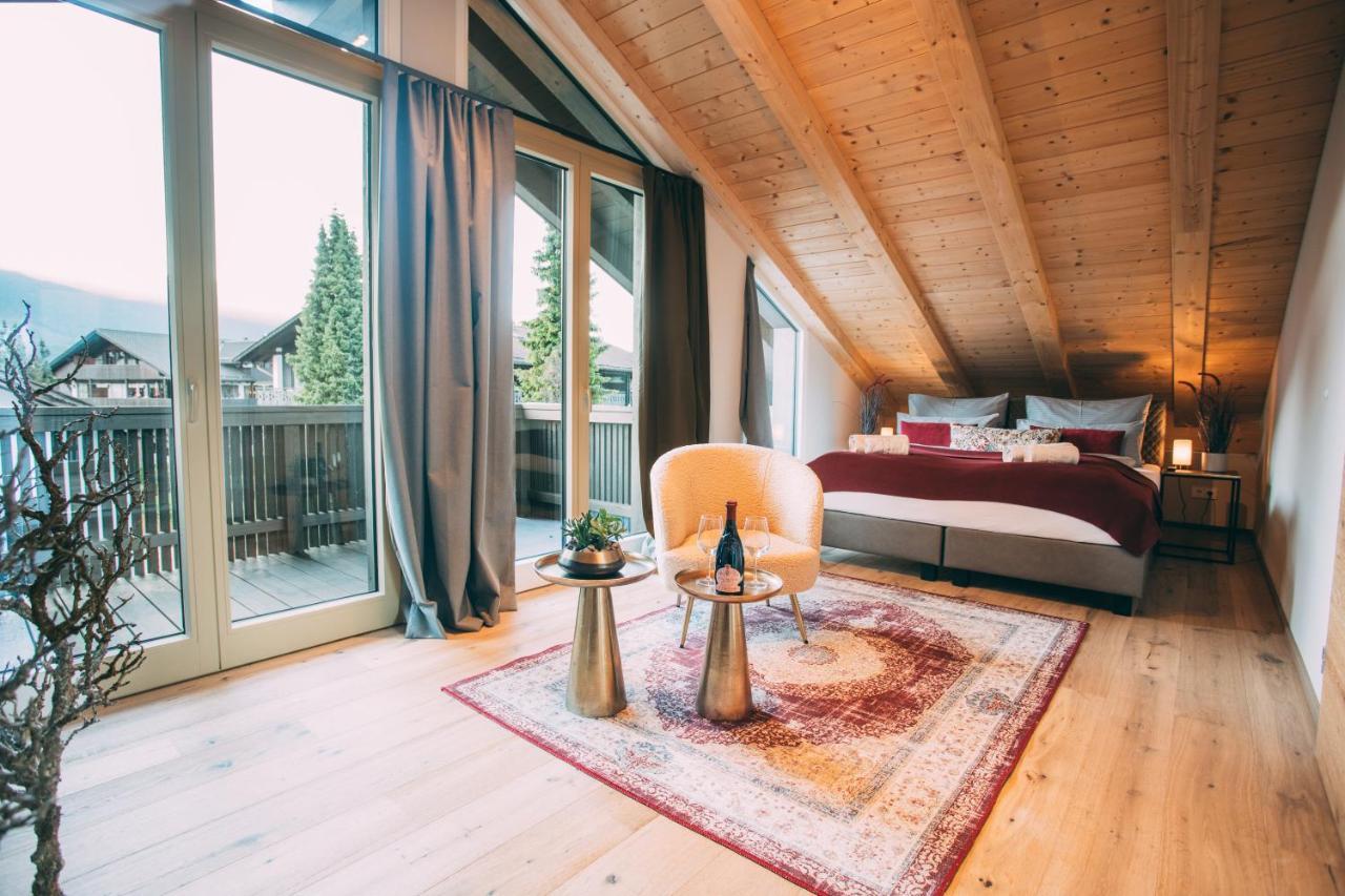 Boutique Chalets Alpi - Private Sauna & Cinema Garmisch-Partenkirchen Exteriör bild